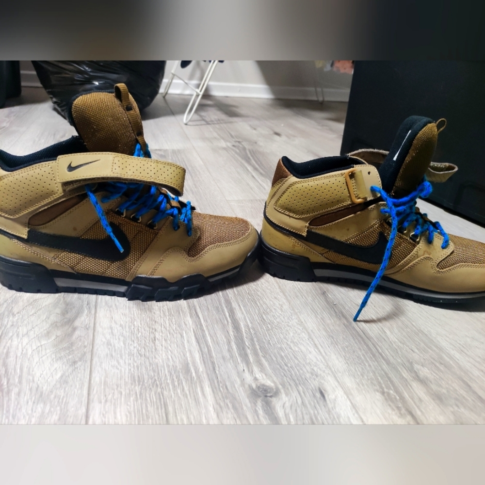 Nike mogan mid 2